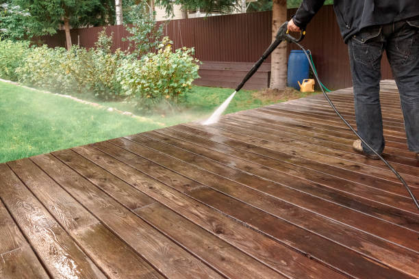 Best Pool Deck Cleaning in Oak Grove, MS