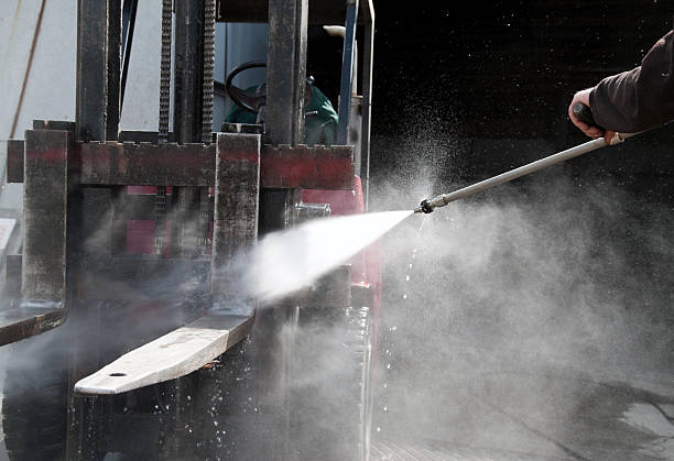 Best Commercial Pressure Washing in Oak Grove, MS